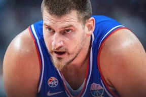 开云体育官网-包含俄克拉荷马雷霆今晨调整名单，志在NBA常规赛名次提升，目标明确，赛程密集仍需轮换的词条