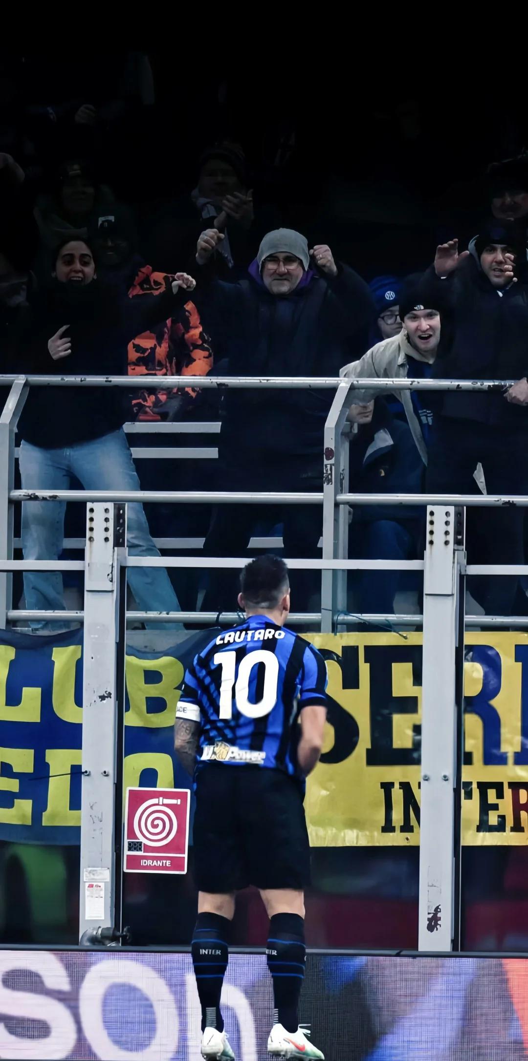 包含国际米兰加时末段战术微调，志在意甲名次提升，质疑声仍在，赛程密集仍需轮换的词条