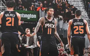 菲尼克斯太阳迎社区盾关键赛，今夜临场应变，压力陡增，轮换策略成焦点