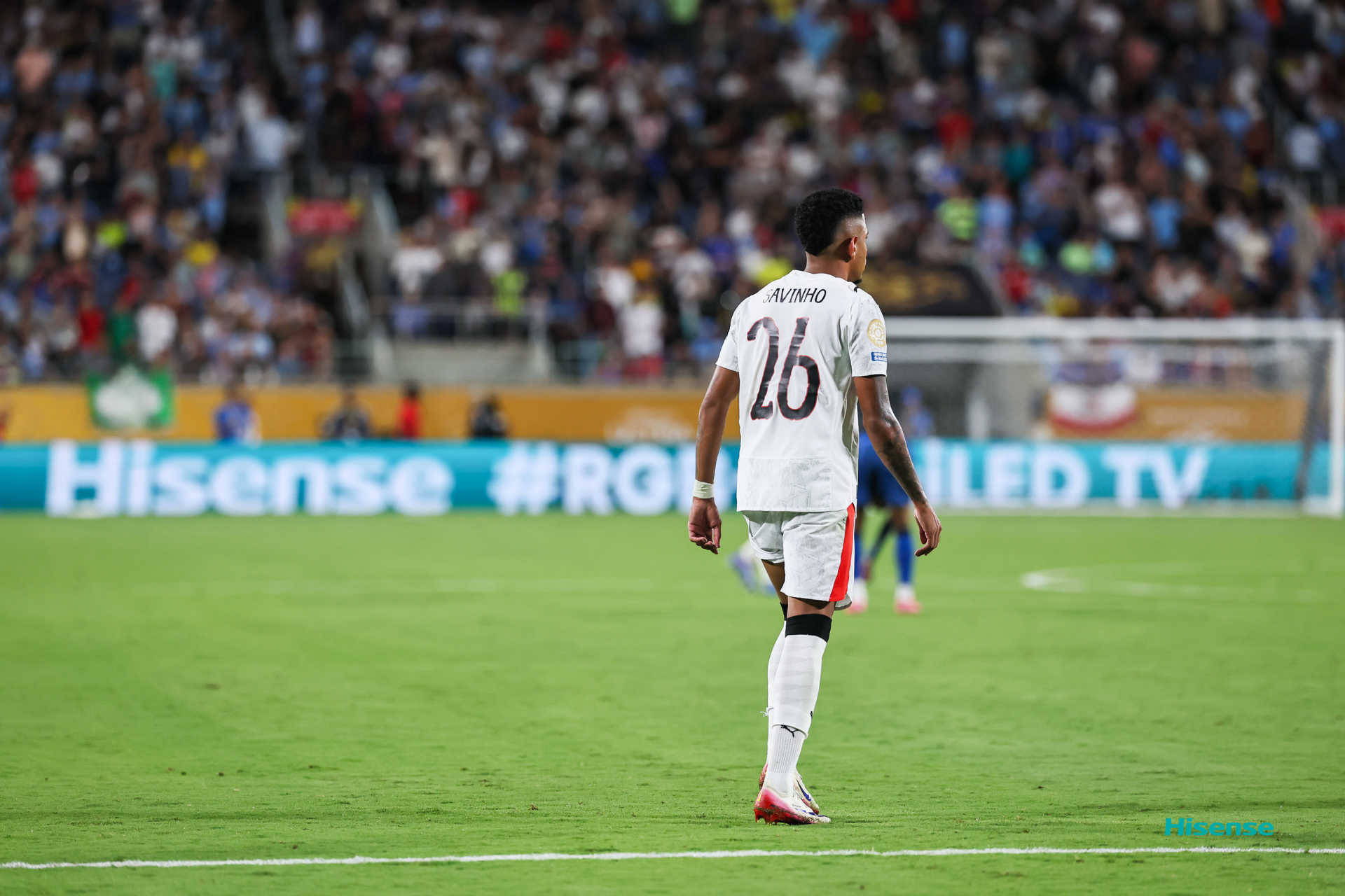 亚冠赛场爆发冲突