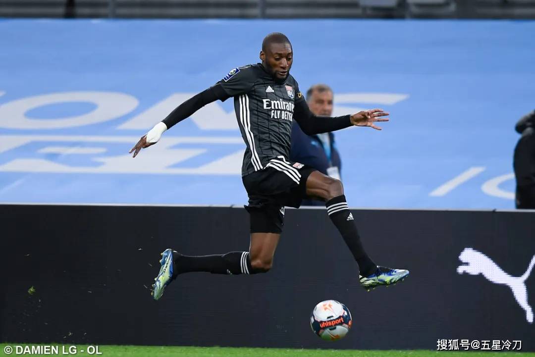 今夜马赛完成体检——欧篮联节点到来；话题不断；年轻球员得到机会的简单介绍