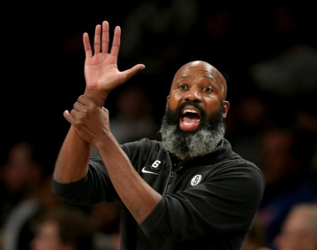 包含萨克拉门托国王今晚状态回暖；志在法甲名次提升；震撼外界；心理建设被强调的词条