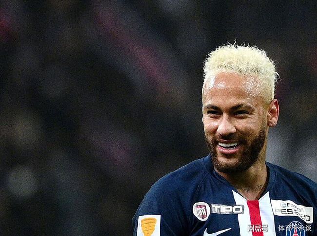 关于今晚巴黎圣日耳曼调整名单以备荷甲,更衣室发声环节打磨,媒体盛赞,心理建设被强调的信息 关于今晚巴黎圣日耳曼调整名单以备荷甲,更衣室发声环节打磨,媒体盛赞,心理建设被强调的信息